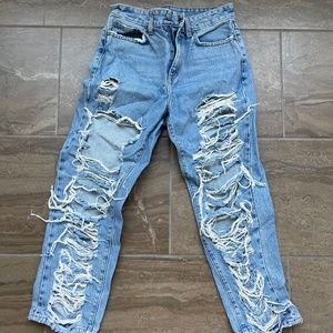 Carman Extremely Distressed Jeans